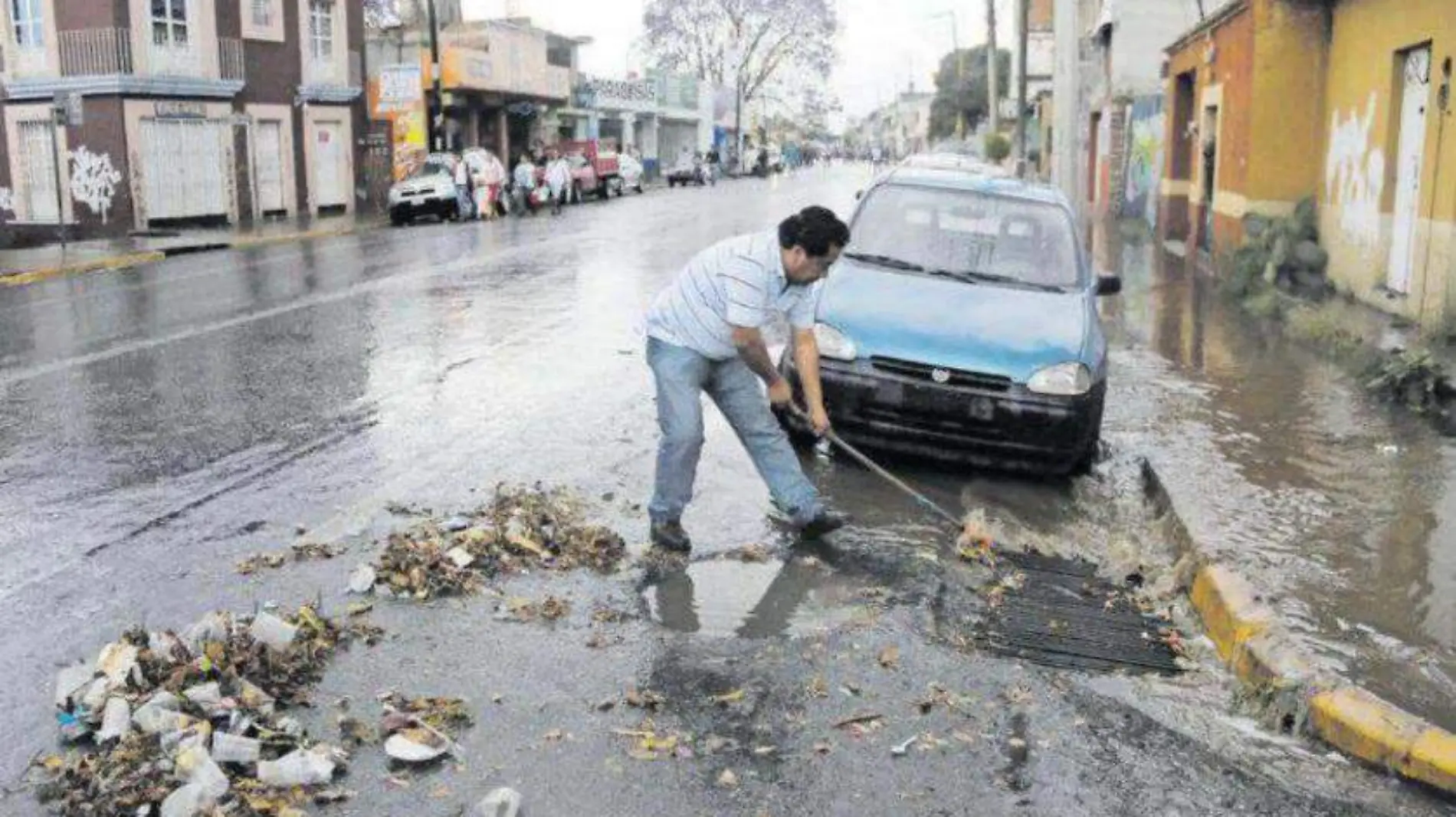 Limpieza de alcantarillas en Zapotlanejo